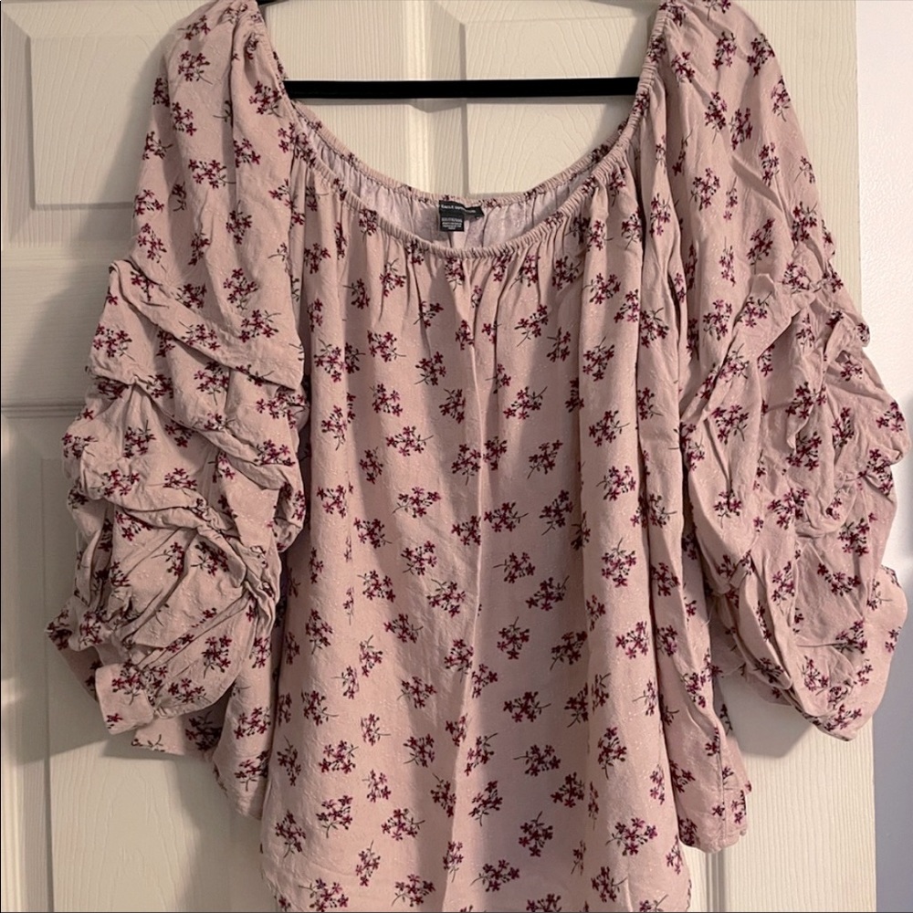 American Eagle Off-Shoulder Boho top